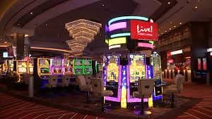 Texas Poker table interface on alexsis slot showing hand rankings and betting action